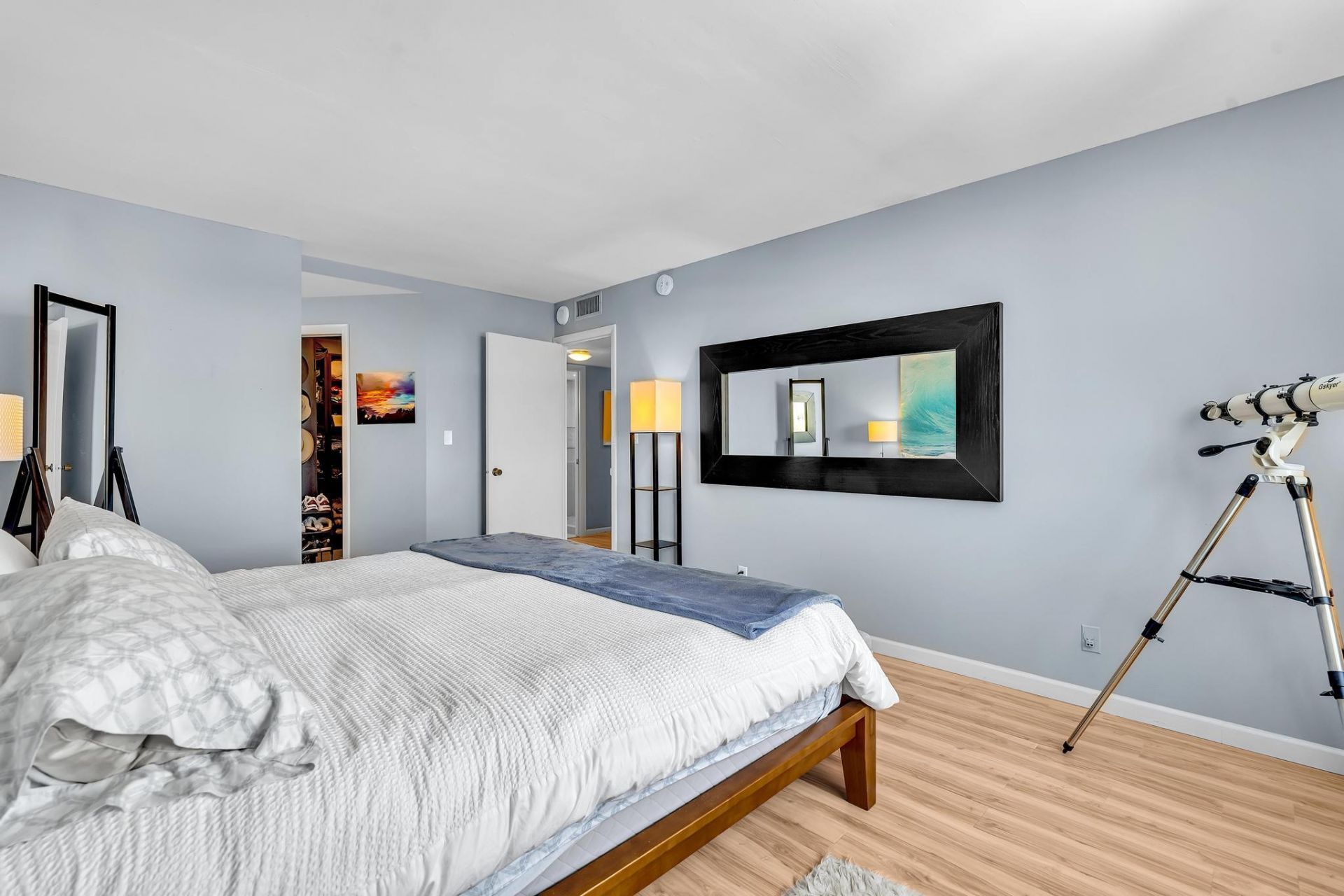 3015 N Ocean Boulevard, Unit 16K, Fort Lauderdale, FL 33308 Photo