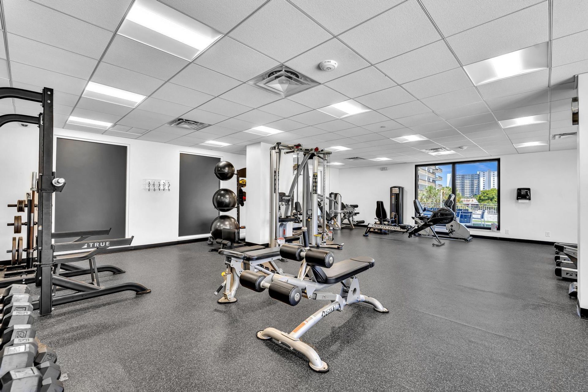 3015 N Ocean Boulevard, Unit 16K, Fort Lauderdale, FL 33308 Photo