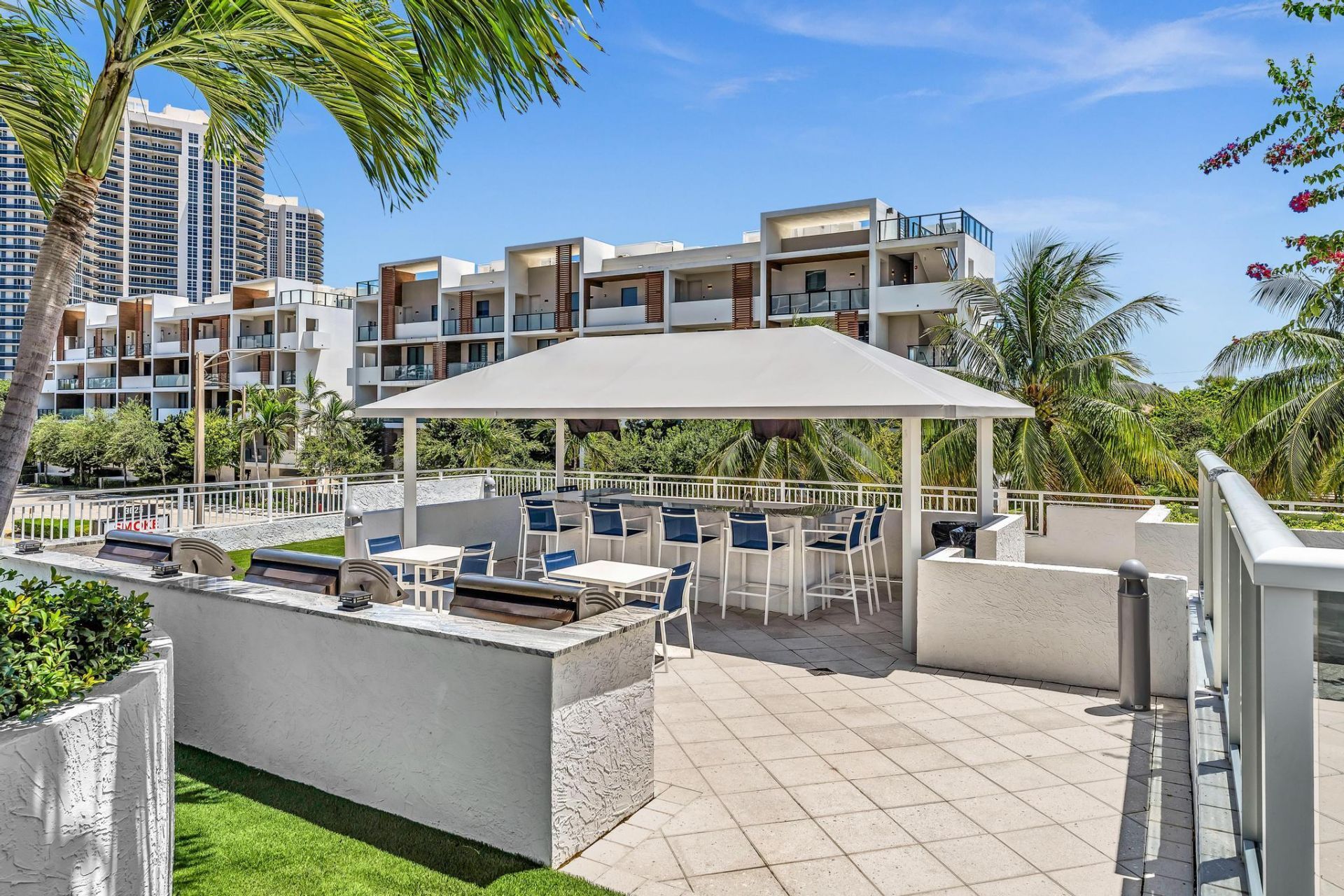 3015 N Ocean Boulevard, Unit 16K, Fort Lauderdale, FL 33308 Photo
