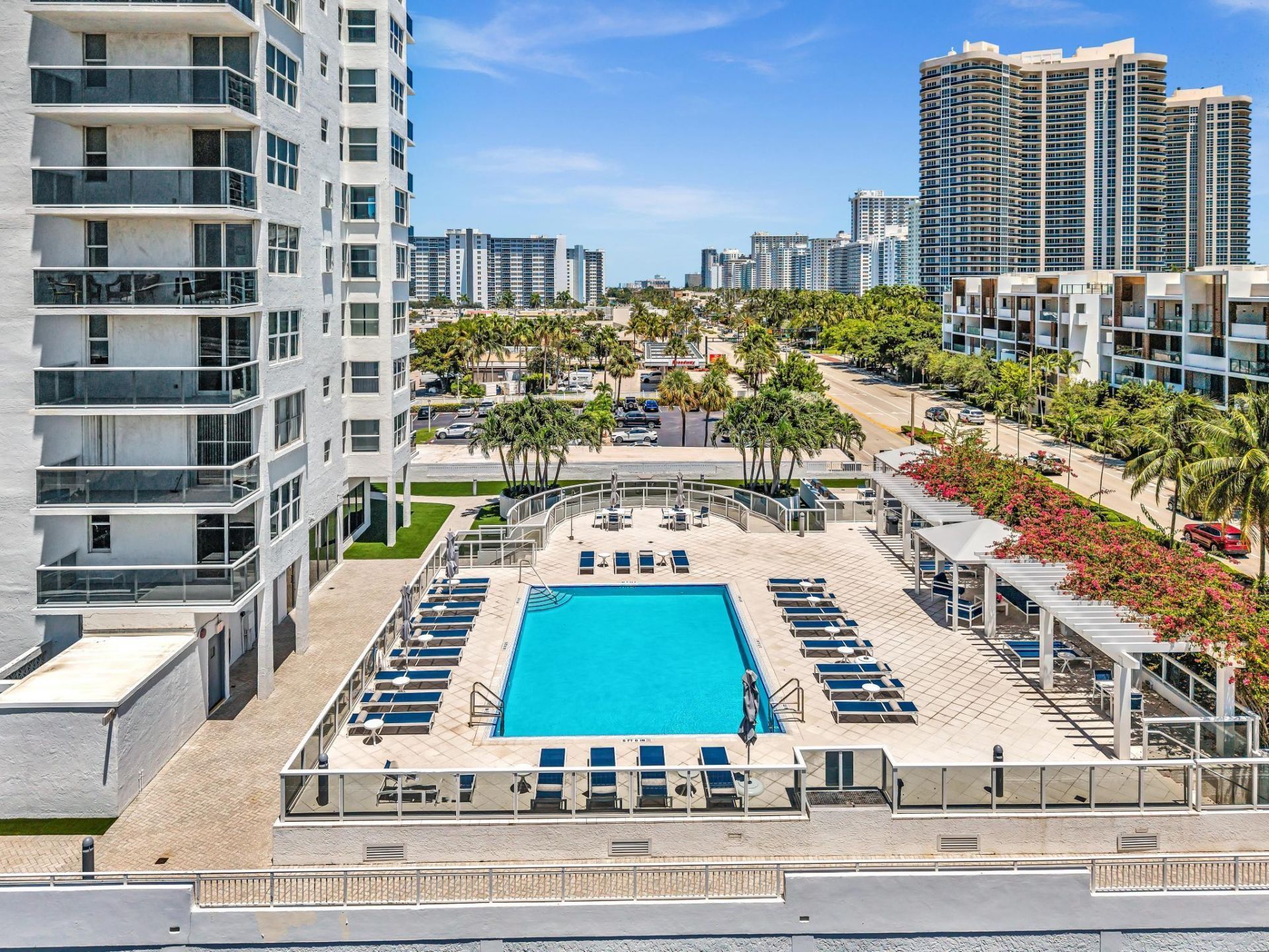 3015 N Ocean Boulevard, Unit 16K, Fort Lauderdale, FL 33308 Photo