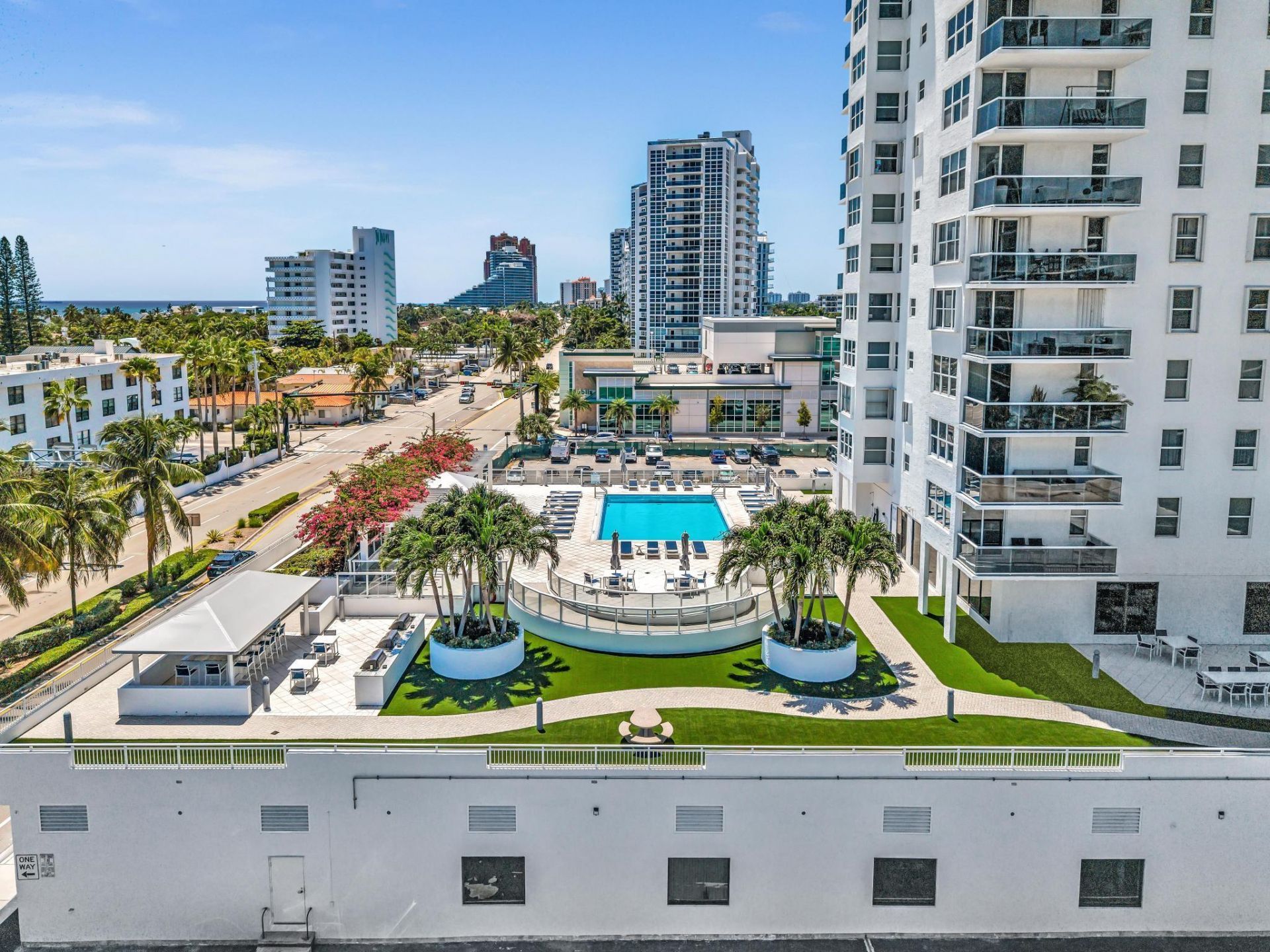3015 N Ocean Boulevard, Unit 16K, Fort Lauderdale, FL 33308 Photo