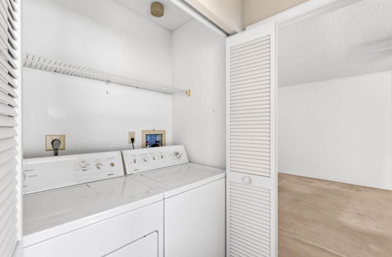 350 Prestwick Circle, Unit 2, Palm Beach Gardens, FL 33418 Photo
