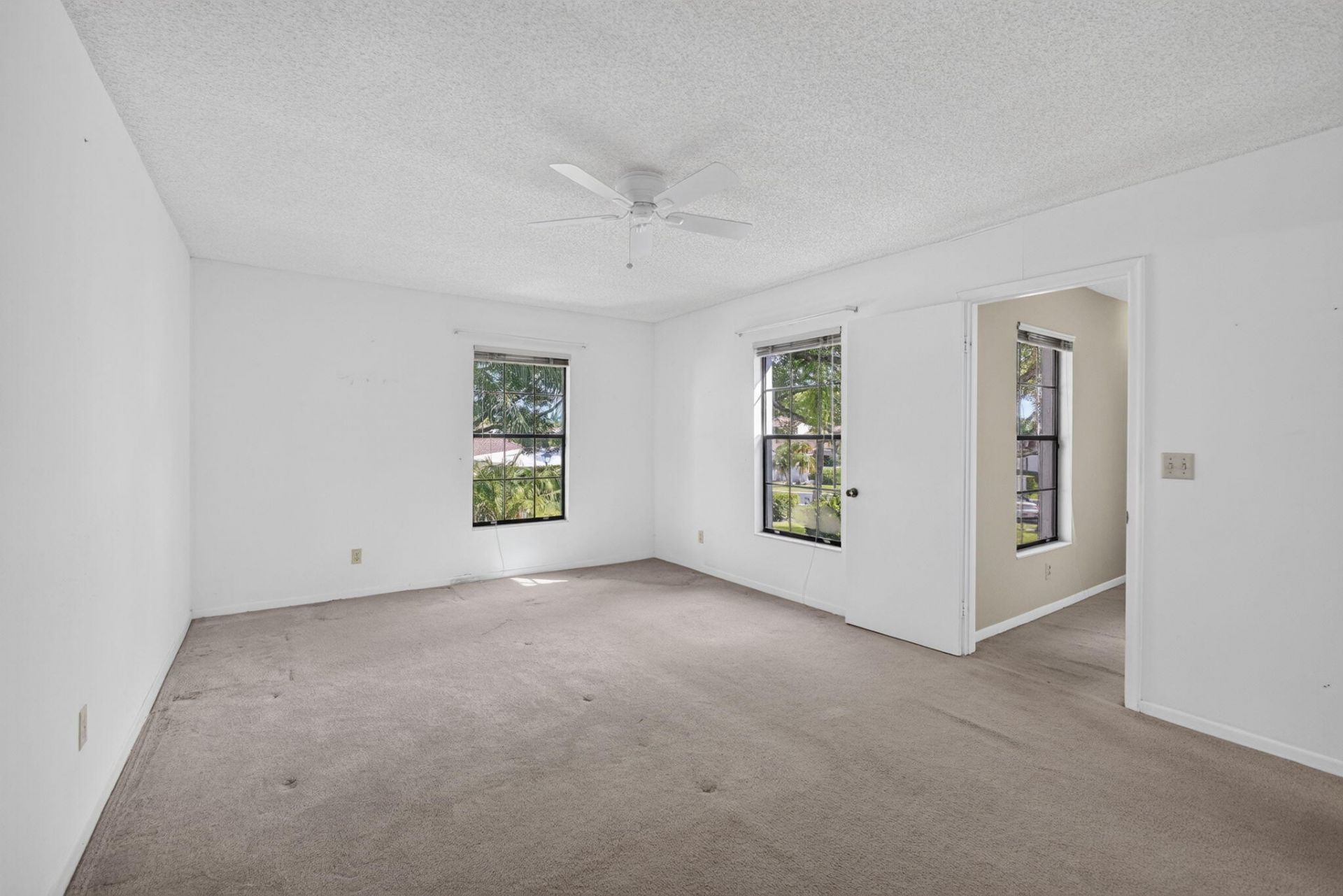 350 Prestwick Circle, Unit 2, Palm Beach Gardens, FL 33418 Photo