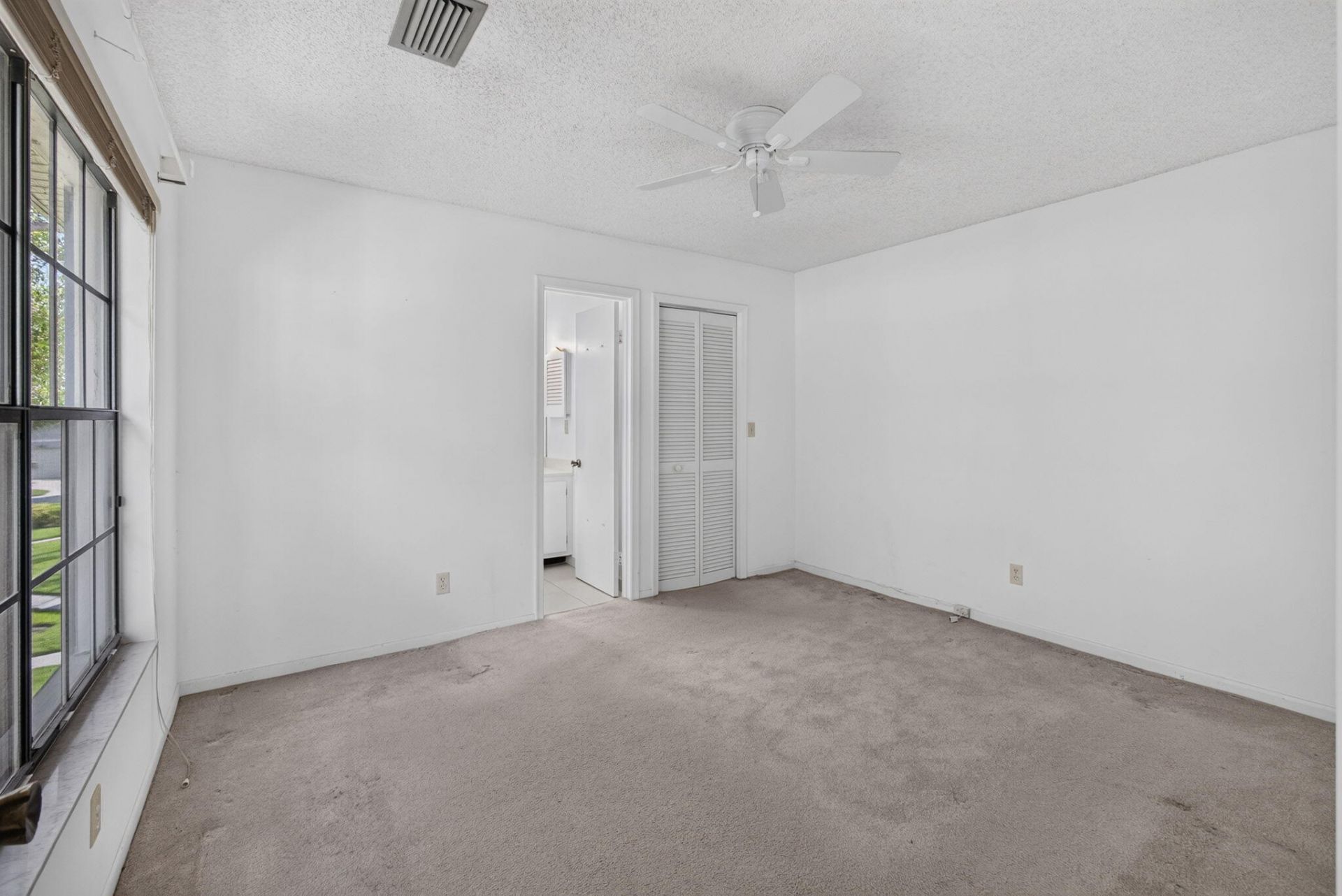 350 Prestwick Circle, Unit 2, Palm Beach Gardens, FL 33418 Photo