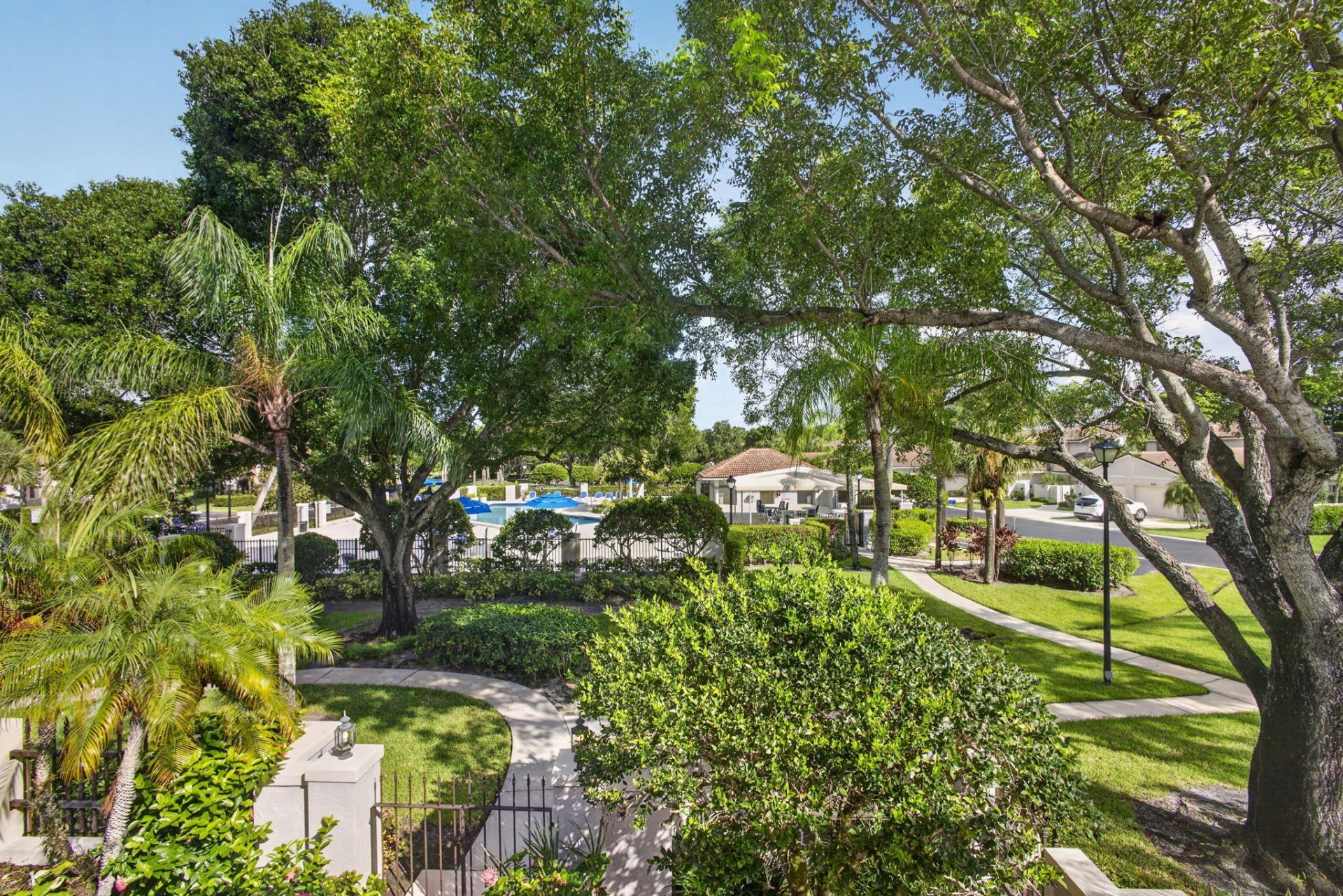 350 Prestwick Circle, Unit 2, Palm Beach Gardens, FL 33418 Photo