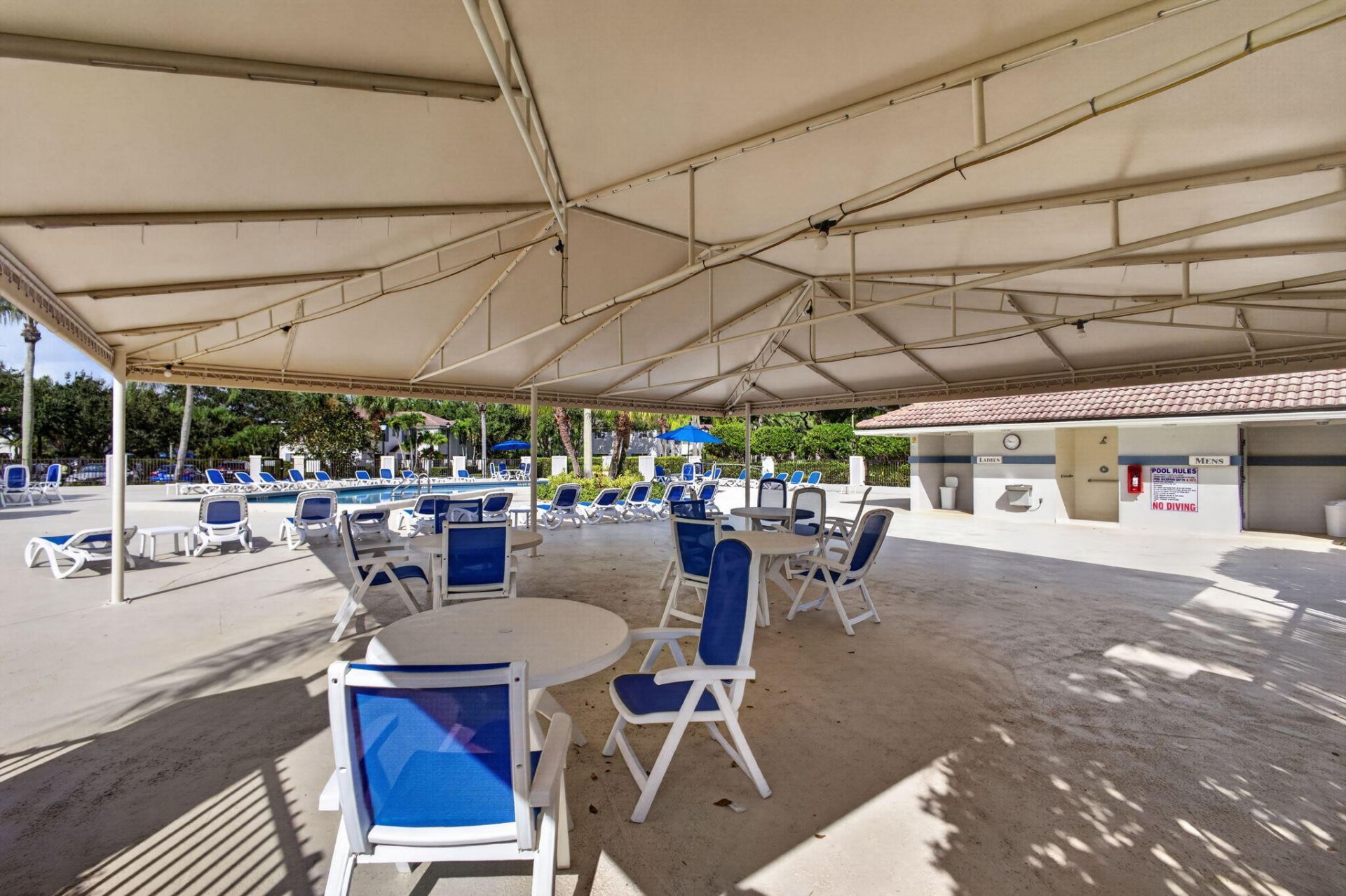350 Prestwick Circle, Unit 2, Palm Beach Gardens, FL 33418 Photo