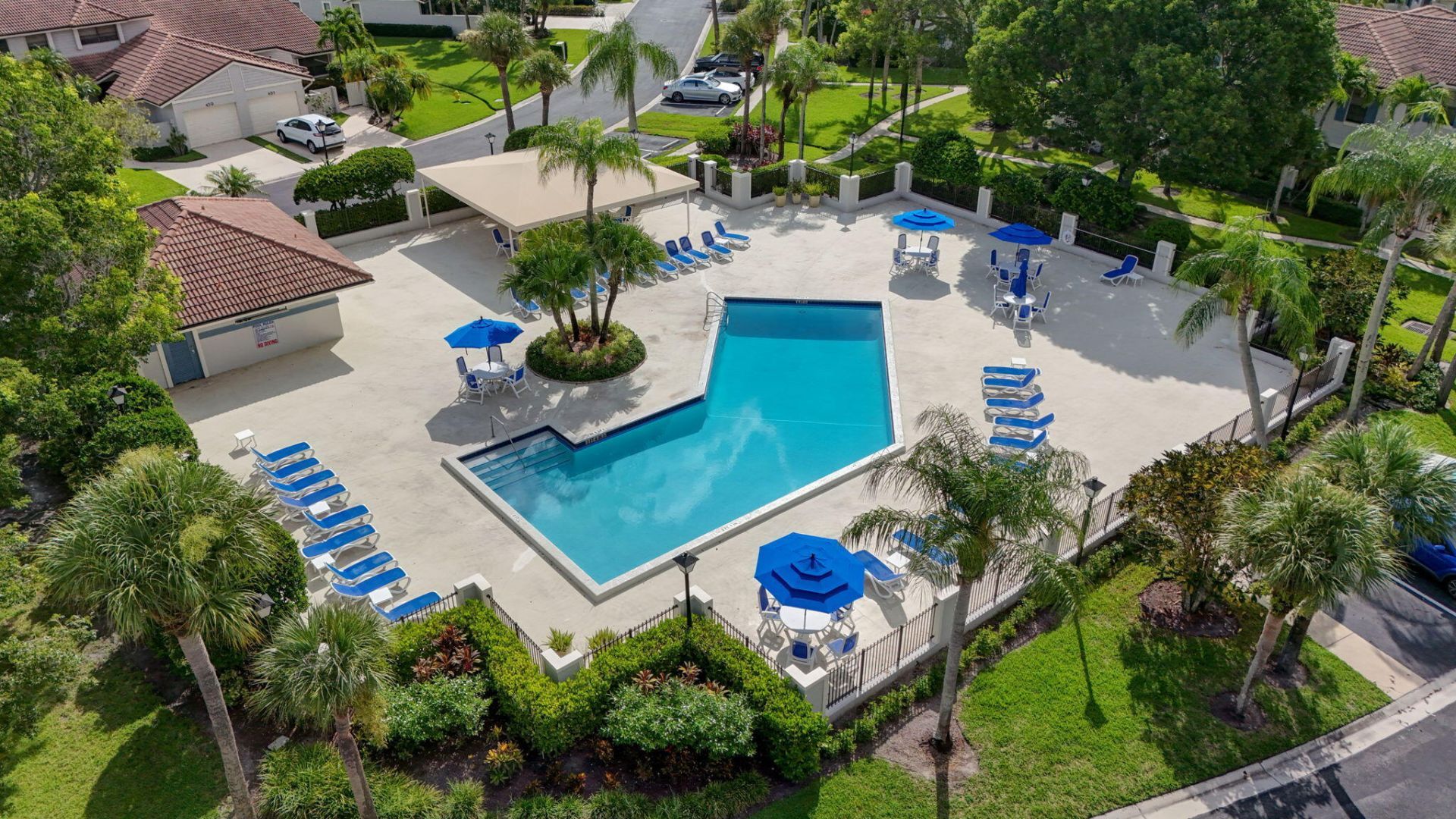 350 Prestwick Circle, Unit 2, Palm Beach Gardens, FL 33418 Photo