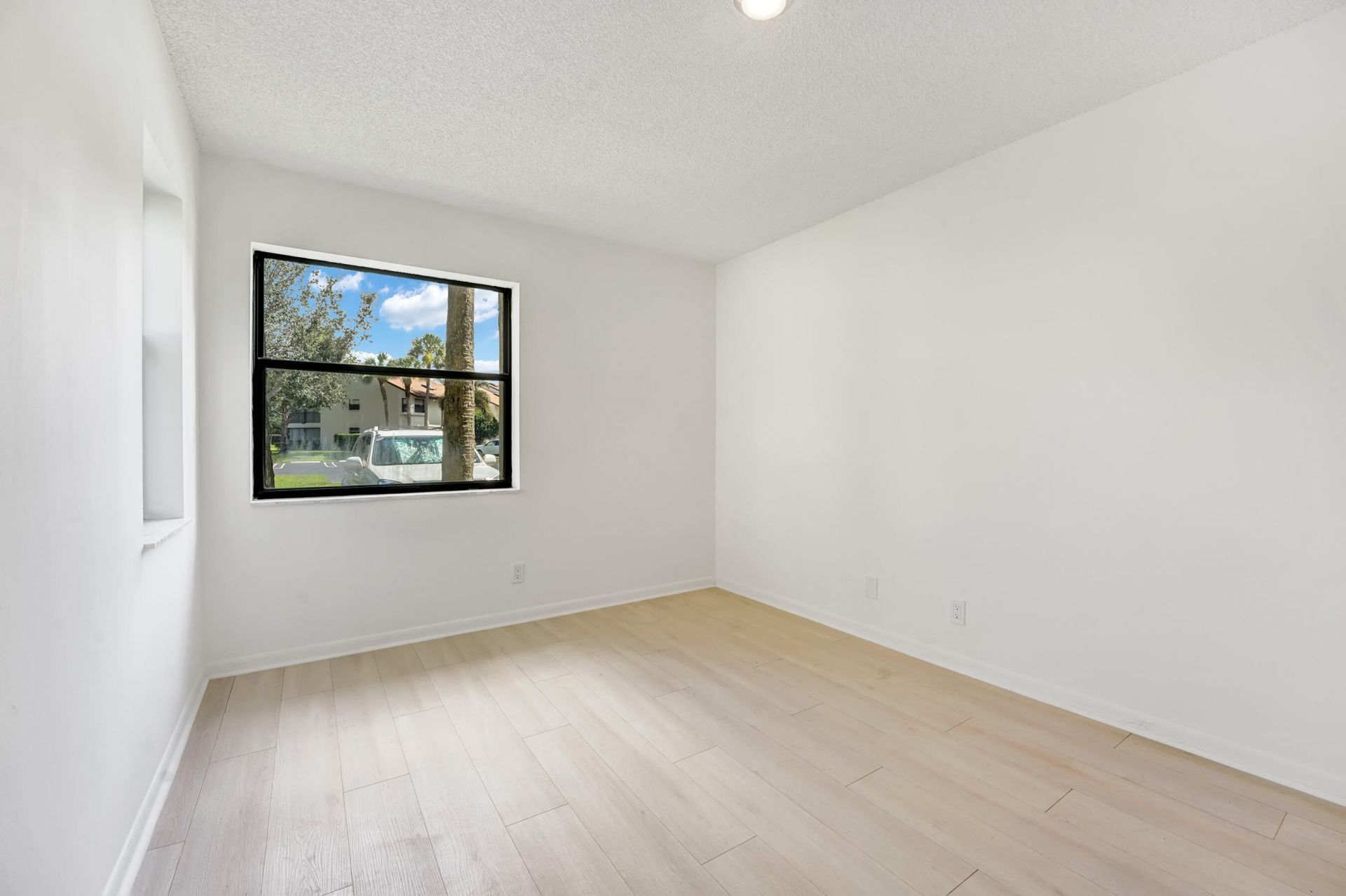 3359 Lucerne Park Drive, Greenacres, FL 33467 Photo