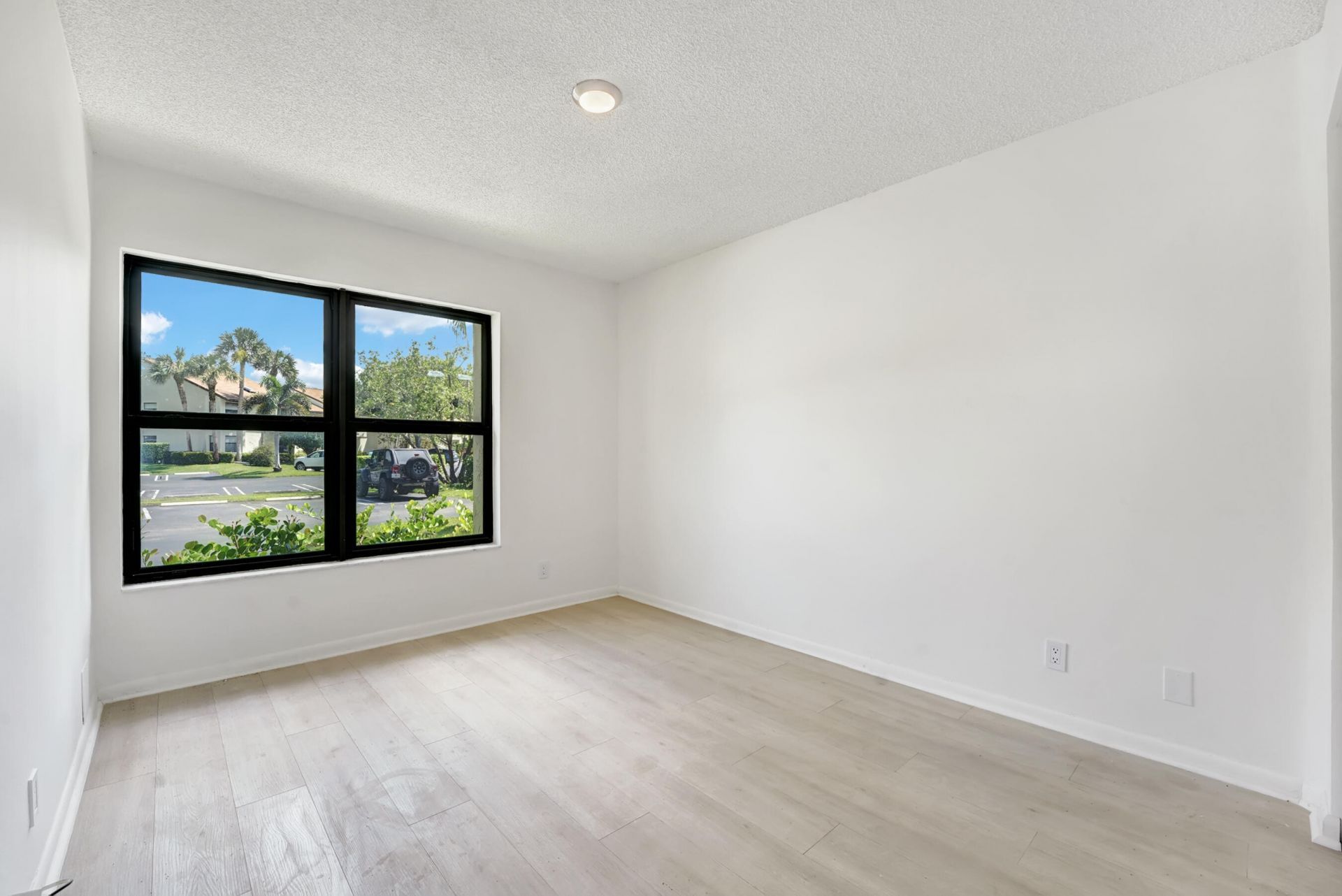3359 Lucerne Park Drive, Greenacres, FL 33467 Photo