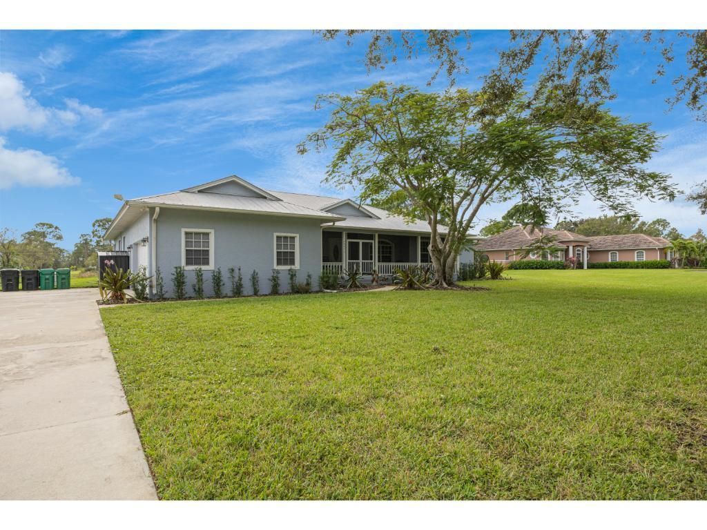 10611 Pine Needle Drive, Fort Pierce, FL 34945 Photo
