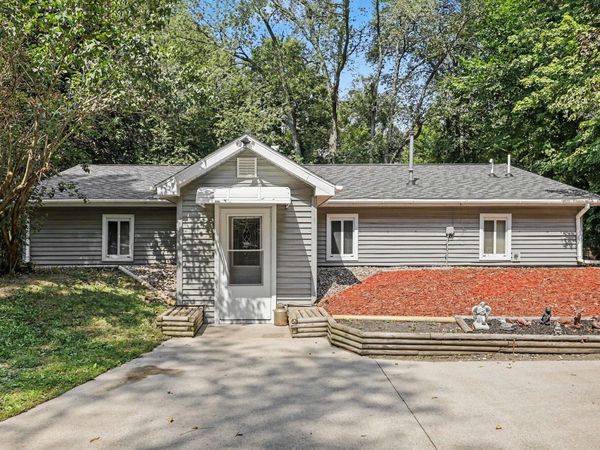 15700 Lepper Road, Hickory Corners, MI 49060