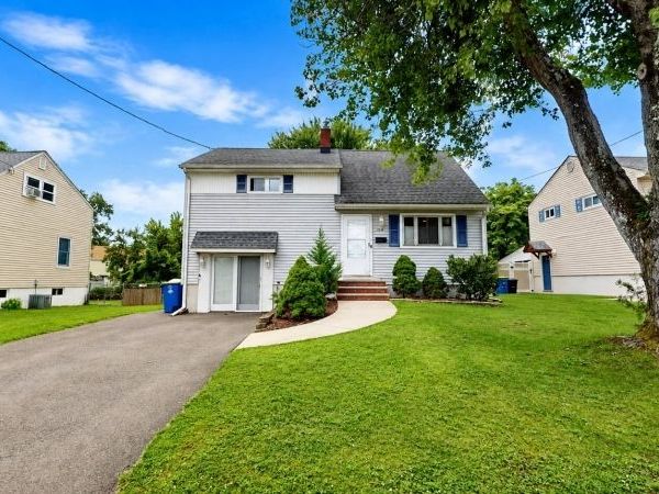 1019 Colby Ave, Raritan, NJ 08869