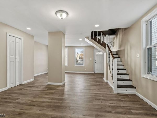 11 Tichenor Ter, Irvington, NJ 07111