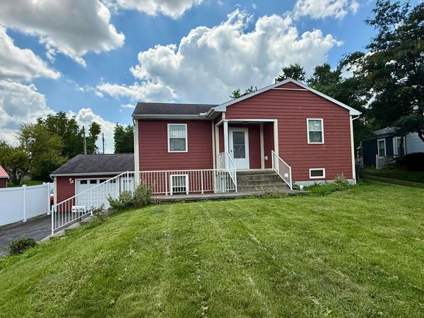 417 W Circle Avenue , Washington Court House, OH 43160