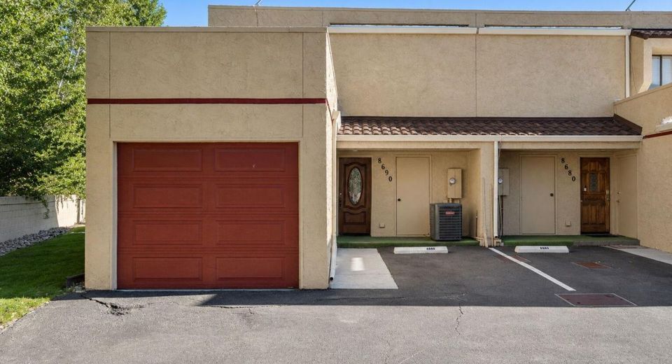 8690 Dixon Lane, Reno, NV 89511 Photo