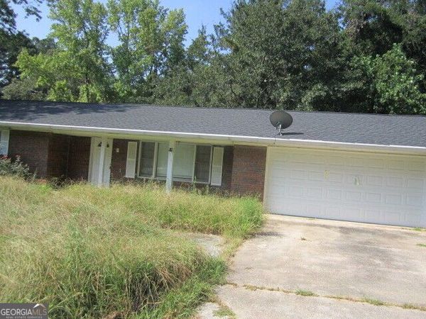 727 S Carter Drive, Jonesboro, GA 30236