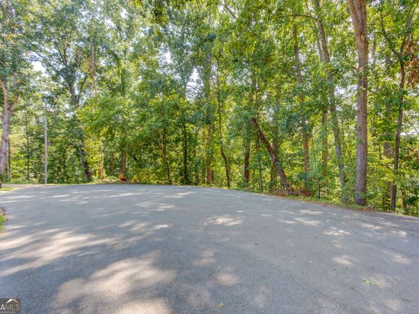 4301 Holiday Heights Drive, Oakwood, GA 30566