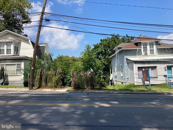 3236 WALNUT STREET , HARRISBURG, PA 17109