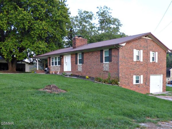 1107 Smyth Street , New Tazewell, TN 37825