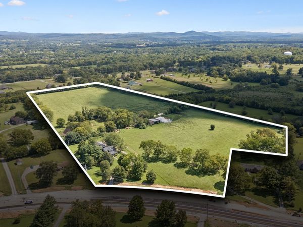 1501 Hartsville Pike , Lebanon, TN 37087