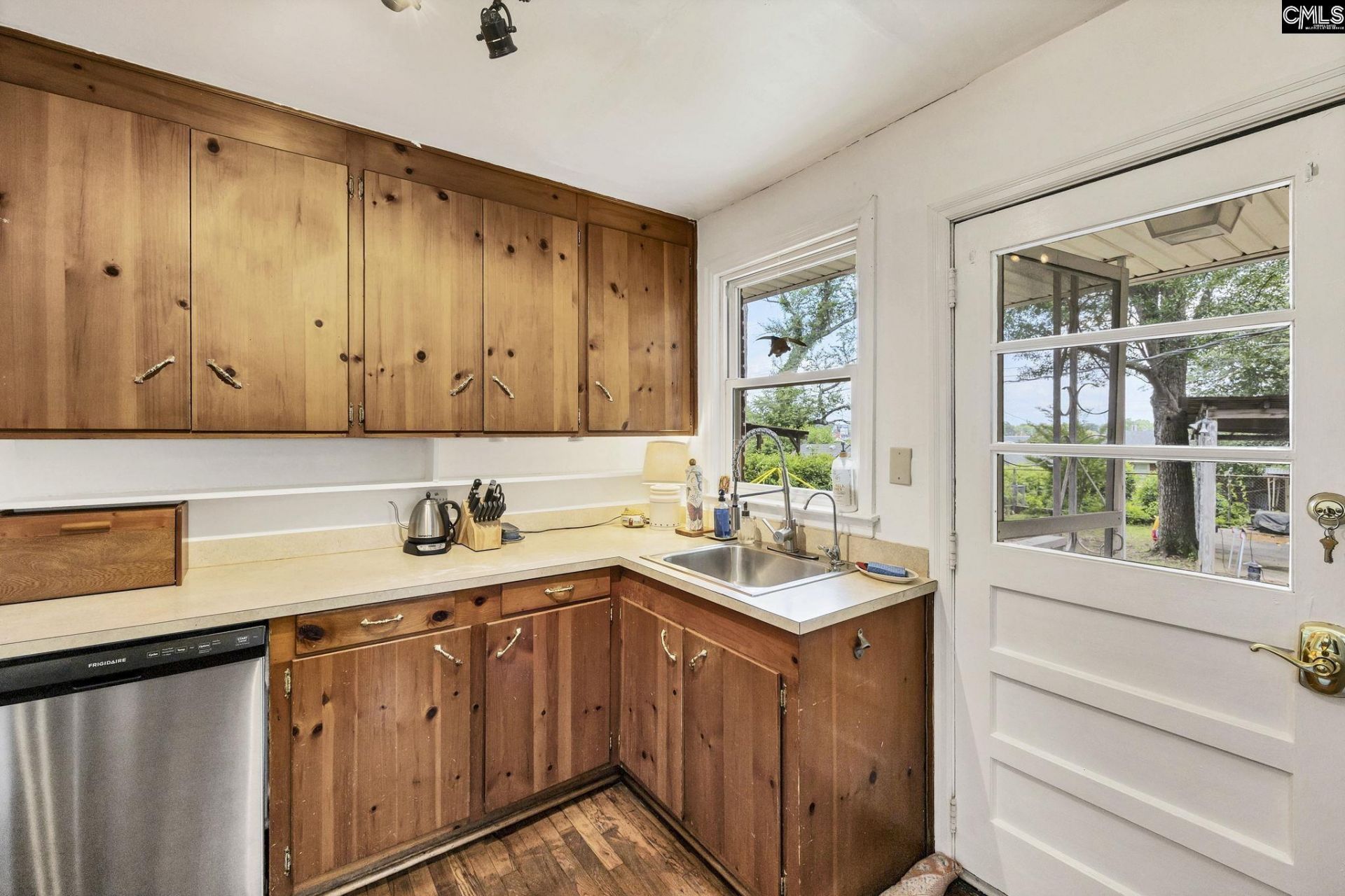 1217 Jensen Street  Photo 11