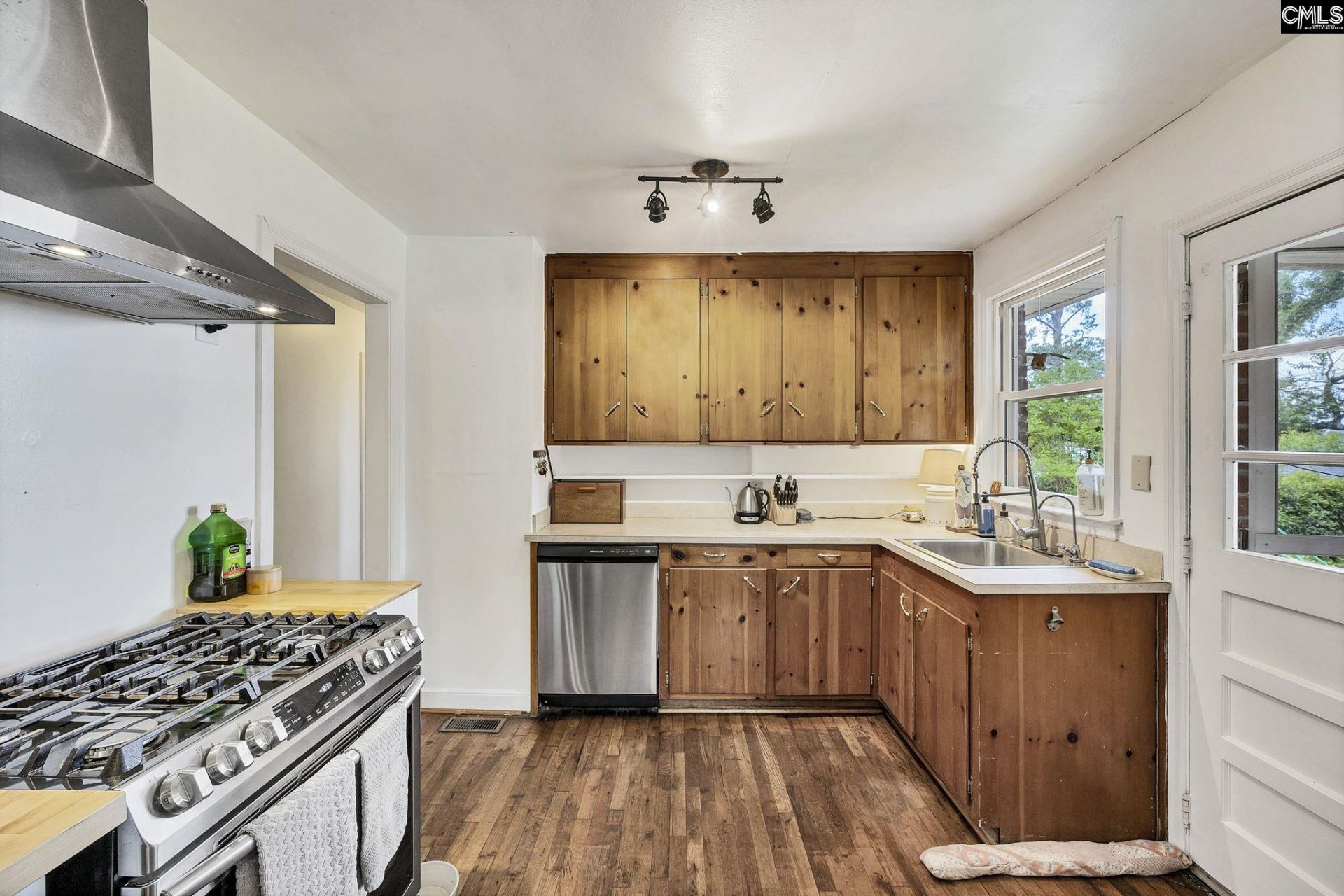1217 Jensen Street  Photo 9