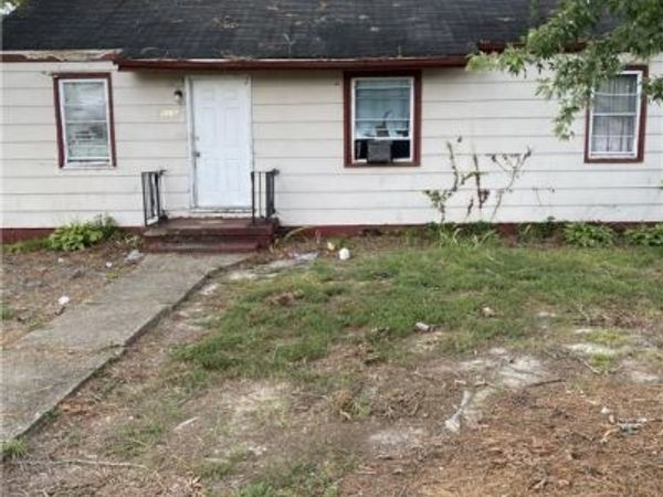 2507 Petersburg Street, Hopewell, VA 23860