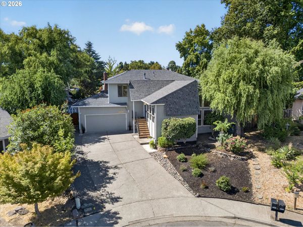 2065 NW OVERTON CT, Beaverton, OR 97006