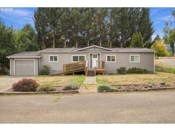 107 GADDIS LN, Glendale, OR 97442