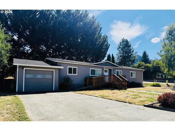 107 GADDIS LN, Glendale, OR 97442