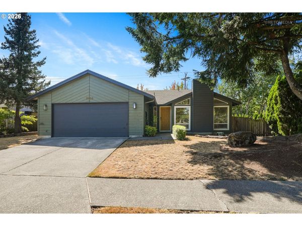 21960 SW COLUMBIA CIR, Tualatin, OR 97062