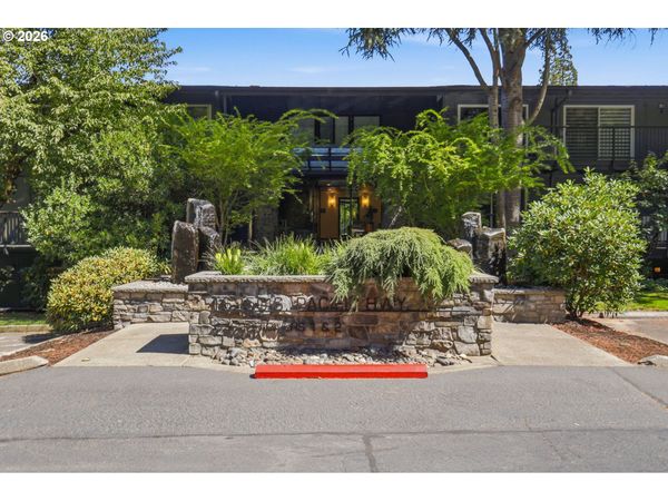16250 PACIFIC HWY, Unit 45, Lake Oswego, OR 97034