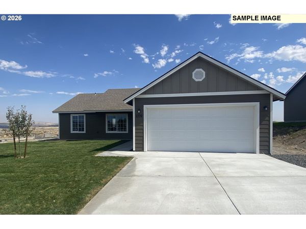 2768 Lark RD, Umatilla, OR 97882