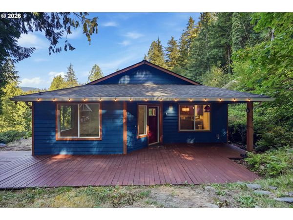 55964 E HIGHWAY 26, Sandy, OR 97055