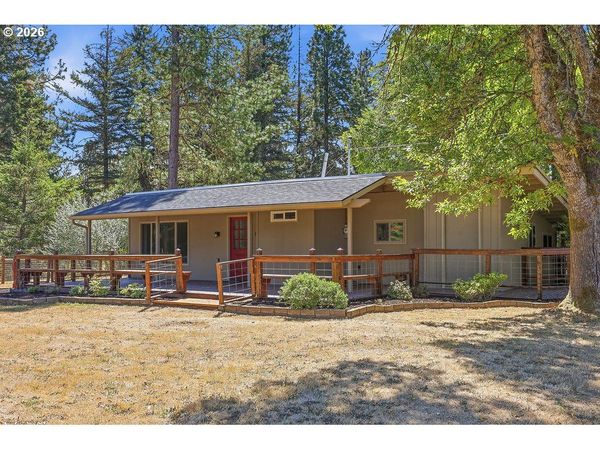 87775 ERDMAN WAY, Veneta, OR 97487
