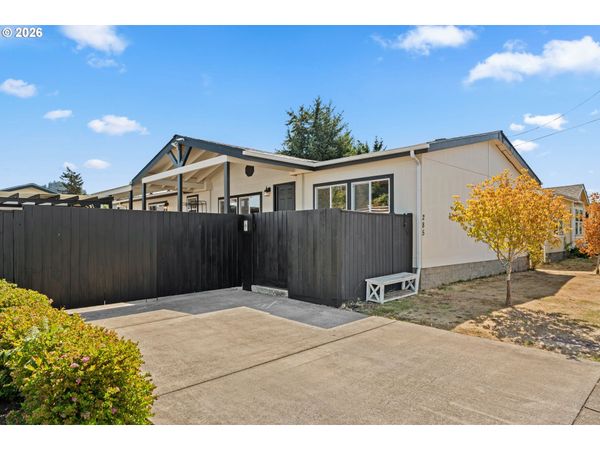 285 S 52ND PL, Springfield, OR 97478