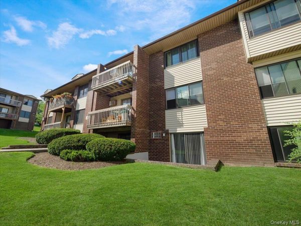 202 Country Club Lane , Pomona, NY 10970