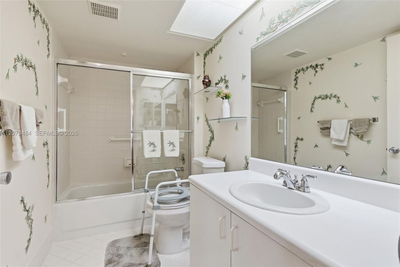 13701 SW 12th St , Unit 311A, Pembroke Pines, FL 33027 Photo