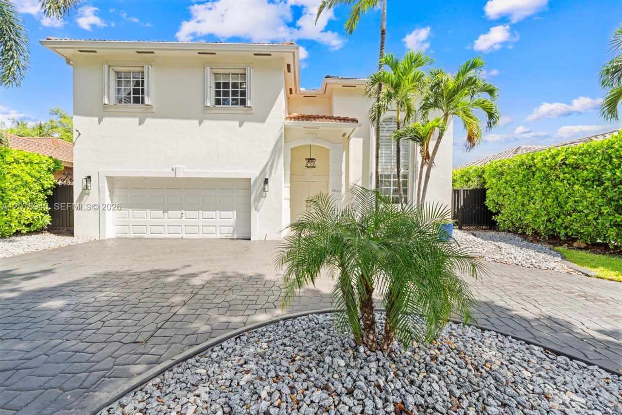 9067 NW 169th St , Miami Lakes, FL 33018 Photo