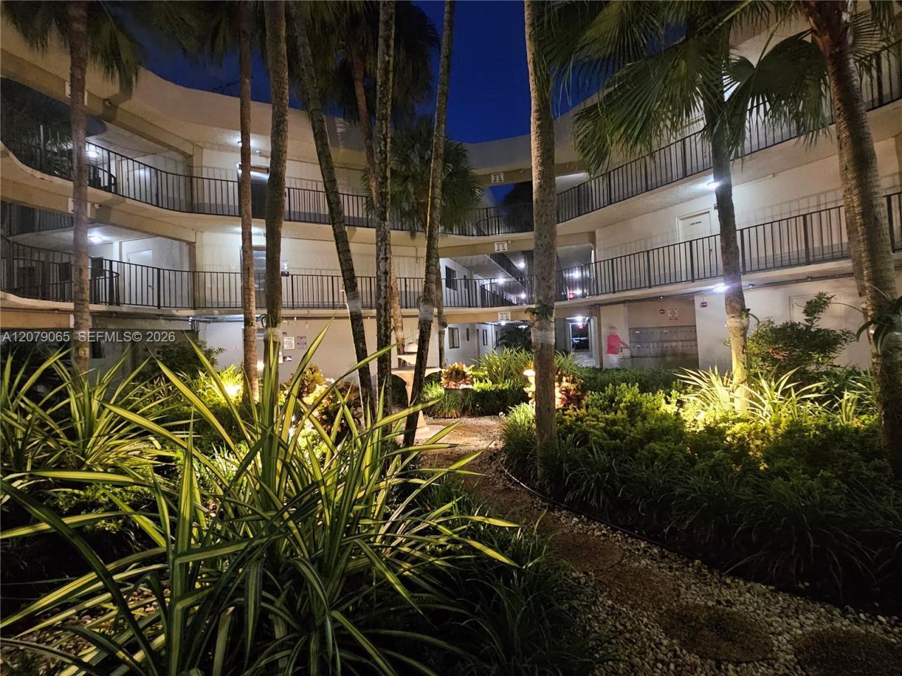 8065 SW 107th Ave , Unit 5-107, Miami, FL 33173 Photo
