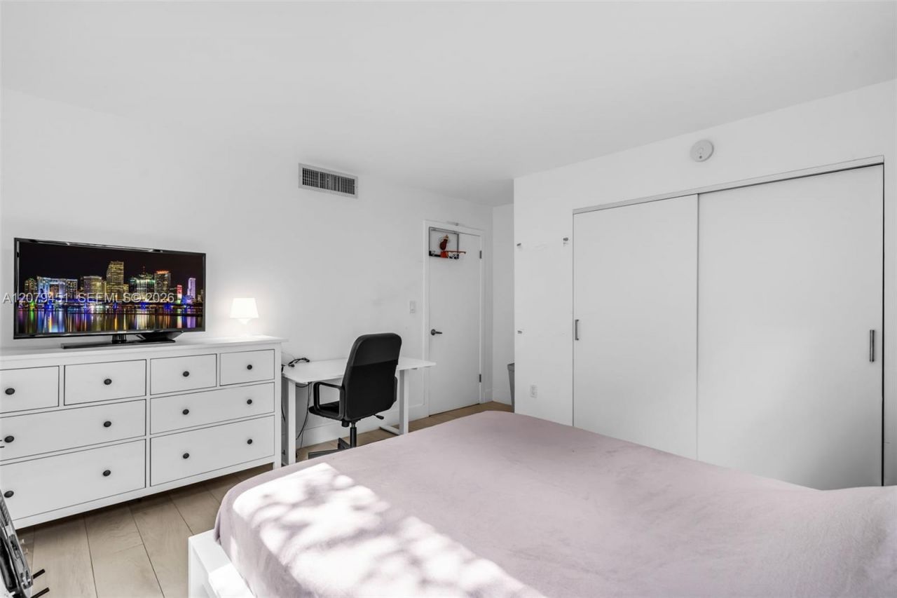 101 Ocean Lane Dr , Unit 1011, Key Biscayne, FL 33149 Photo