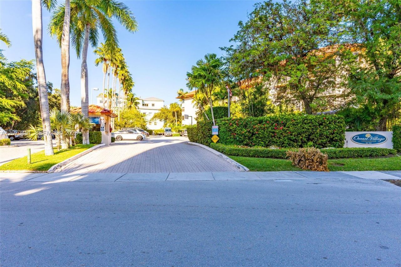 101 Ocean Lane Dr , Unit 1011, Key Biscayne, FL 33149 Photo
