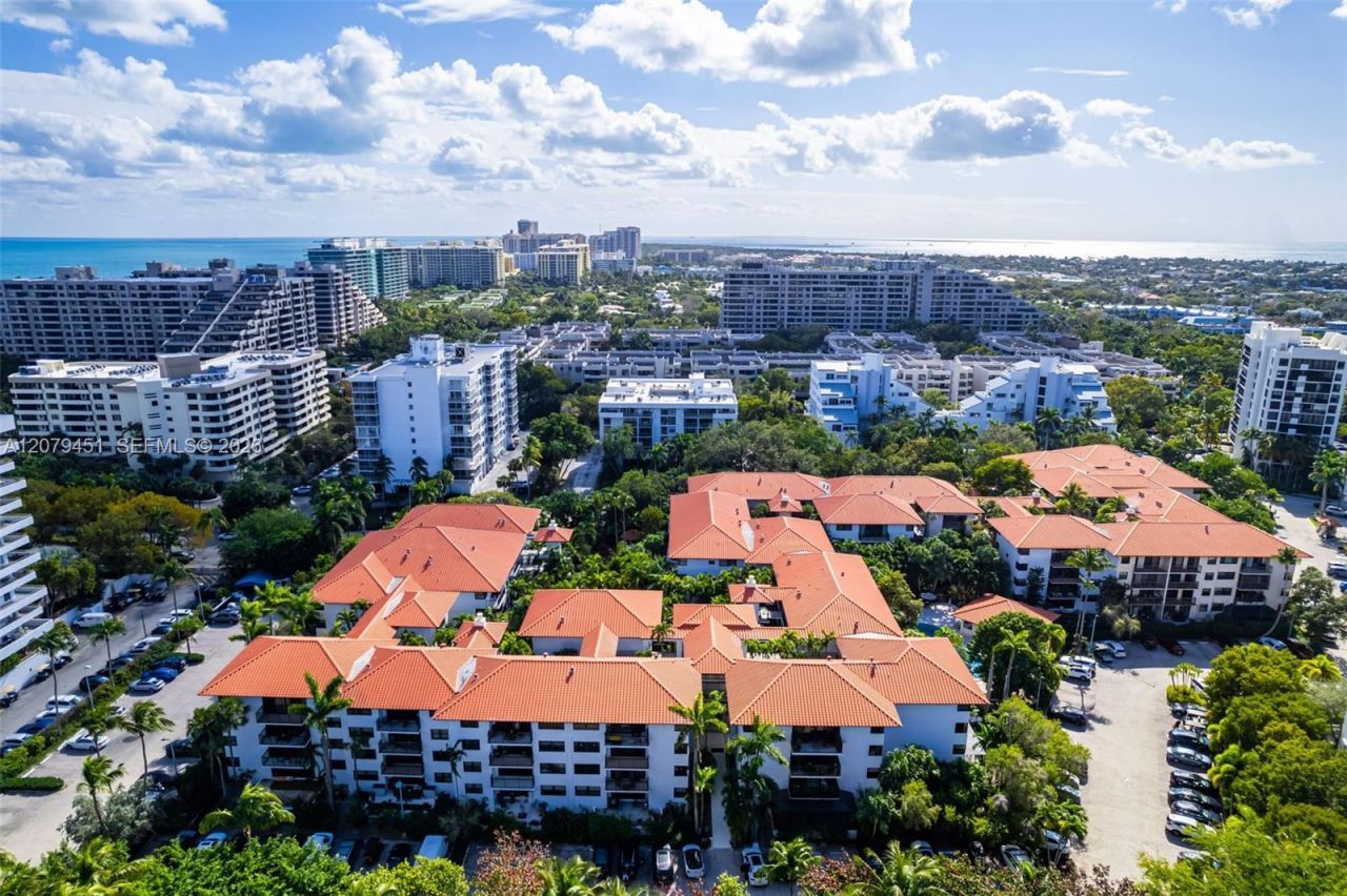 101 Ocean Lane Dr , Unit 1011, Key Biscayne, FL 33149 Photo