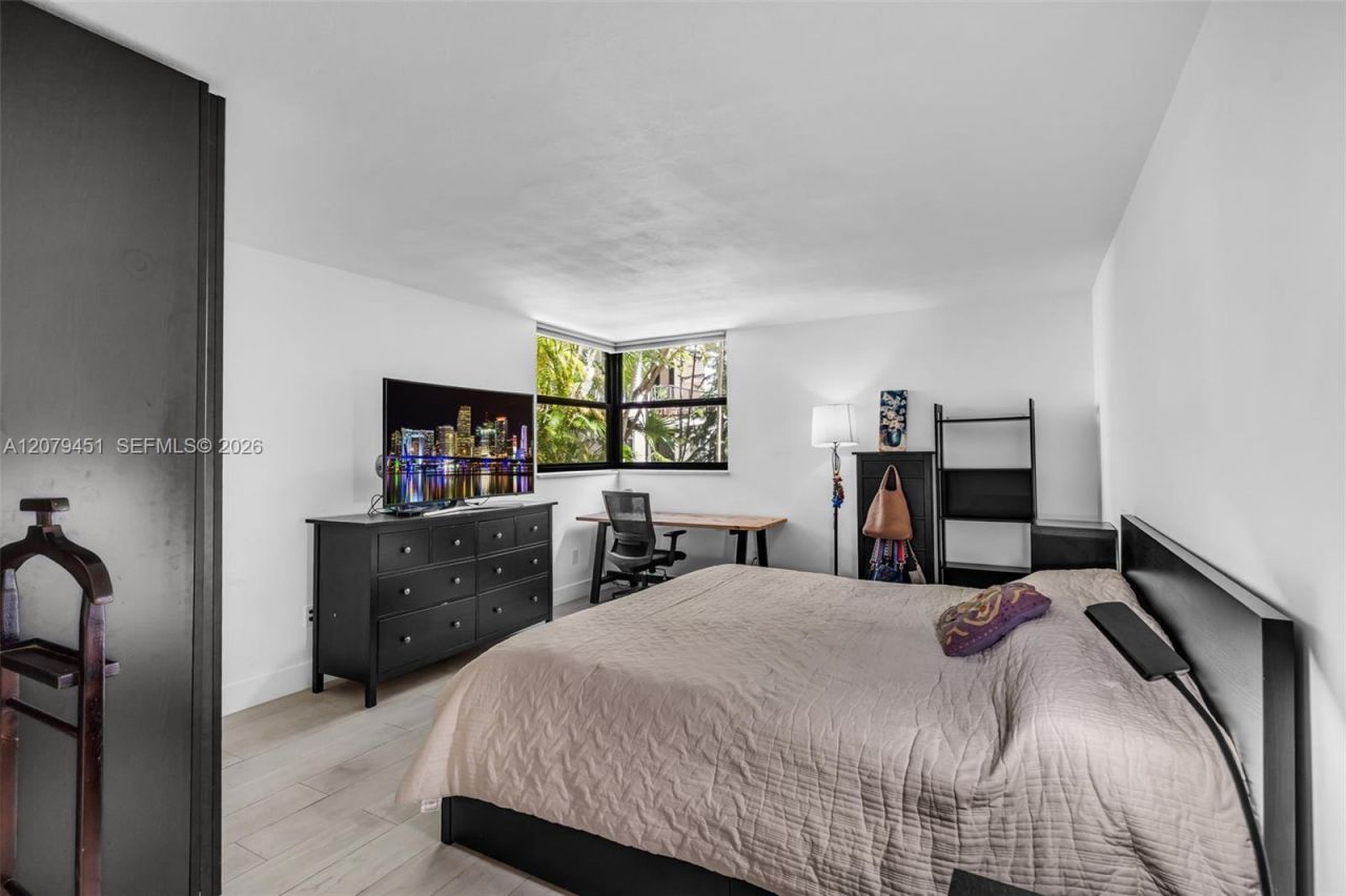 101 Ocean Lane Dr , Unit 1011, Key Biscayne, FL 33149 Photo