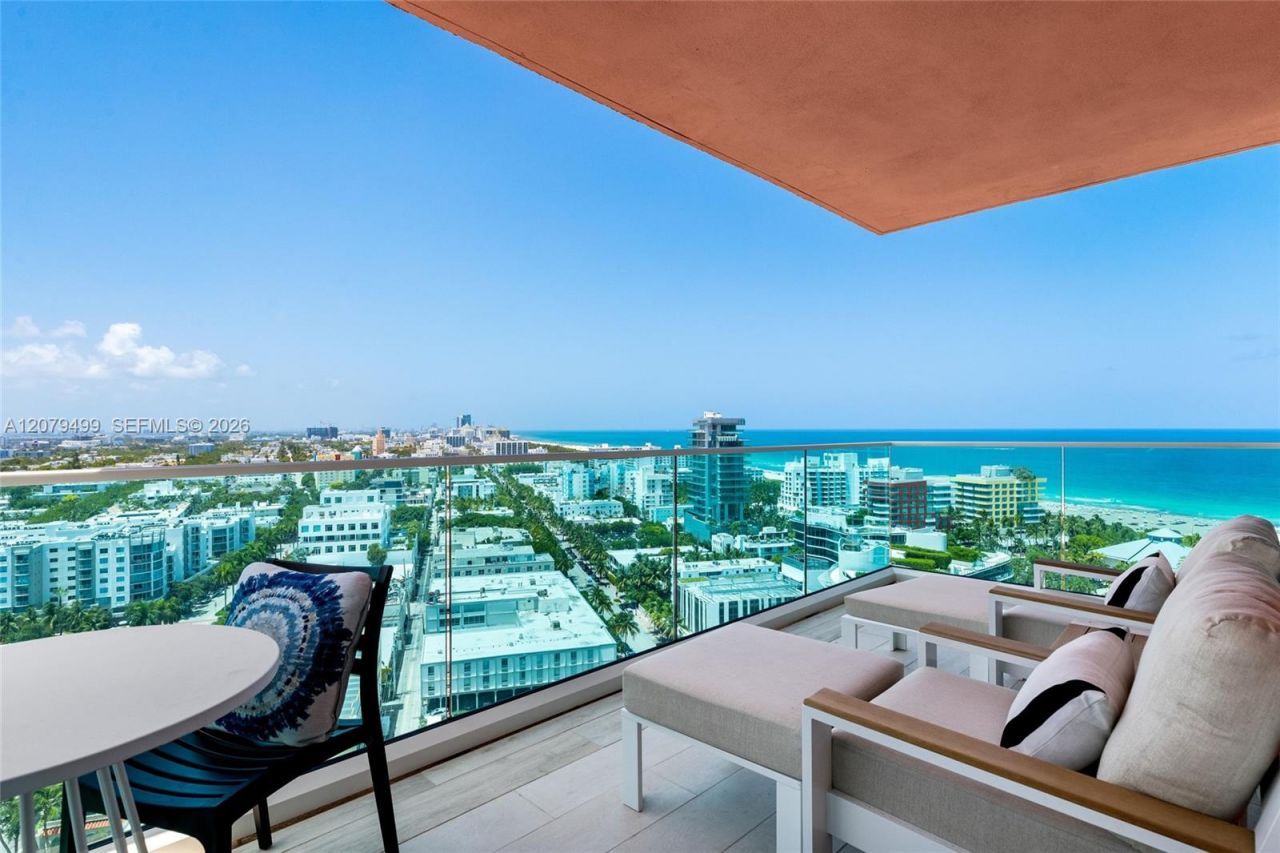 300 S Pointe Dr, Unit 2005, Miami Beach, FL 33139 Photo