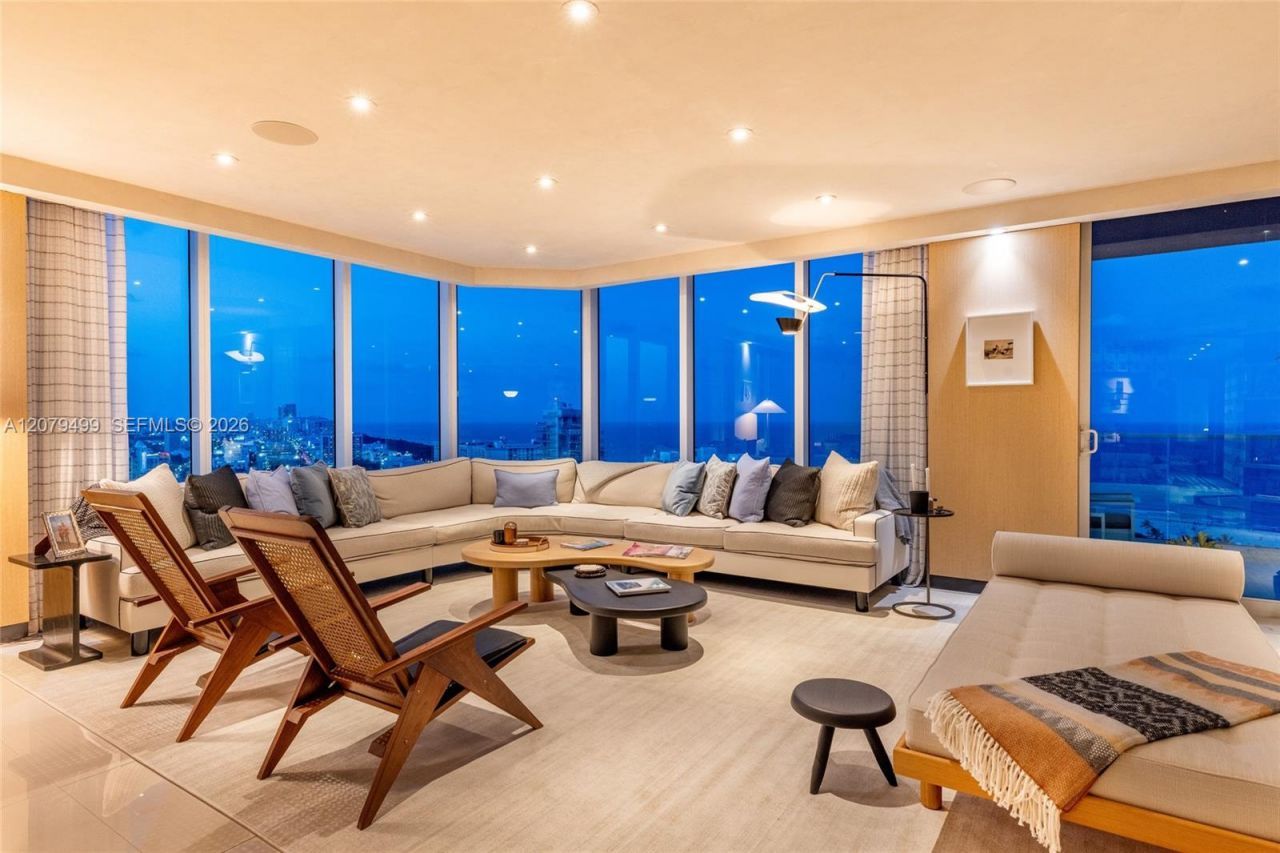 300 S Pointe Dr, Unit 2005, Miami Beach, FL 33139 Photo