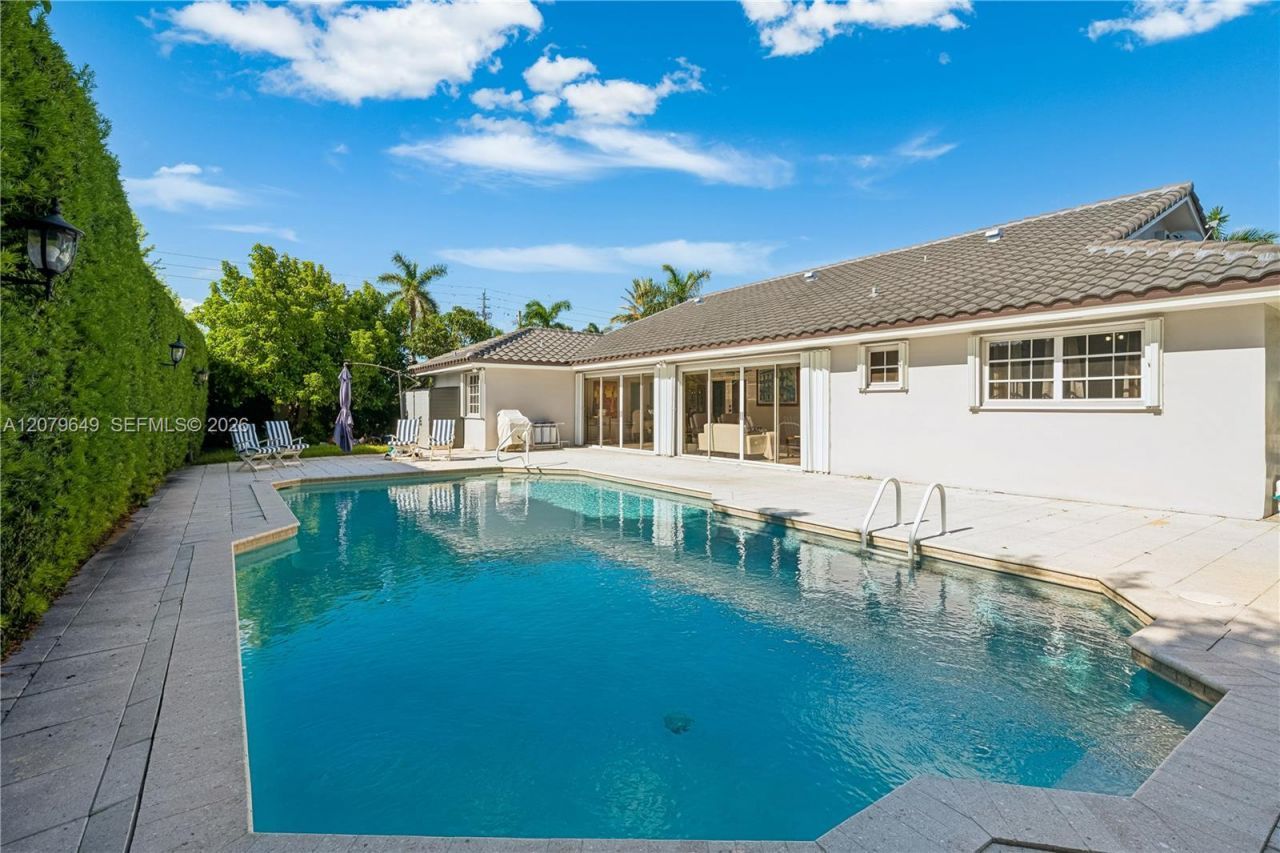 590 NW 132nd Ave , Miami, FL 33182 Photo