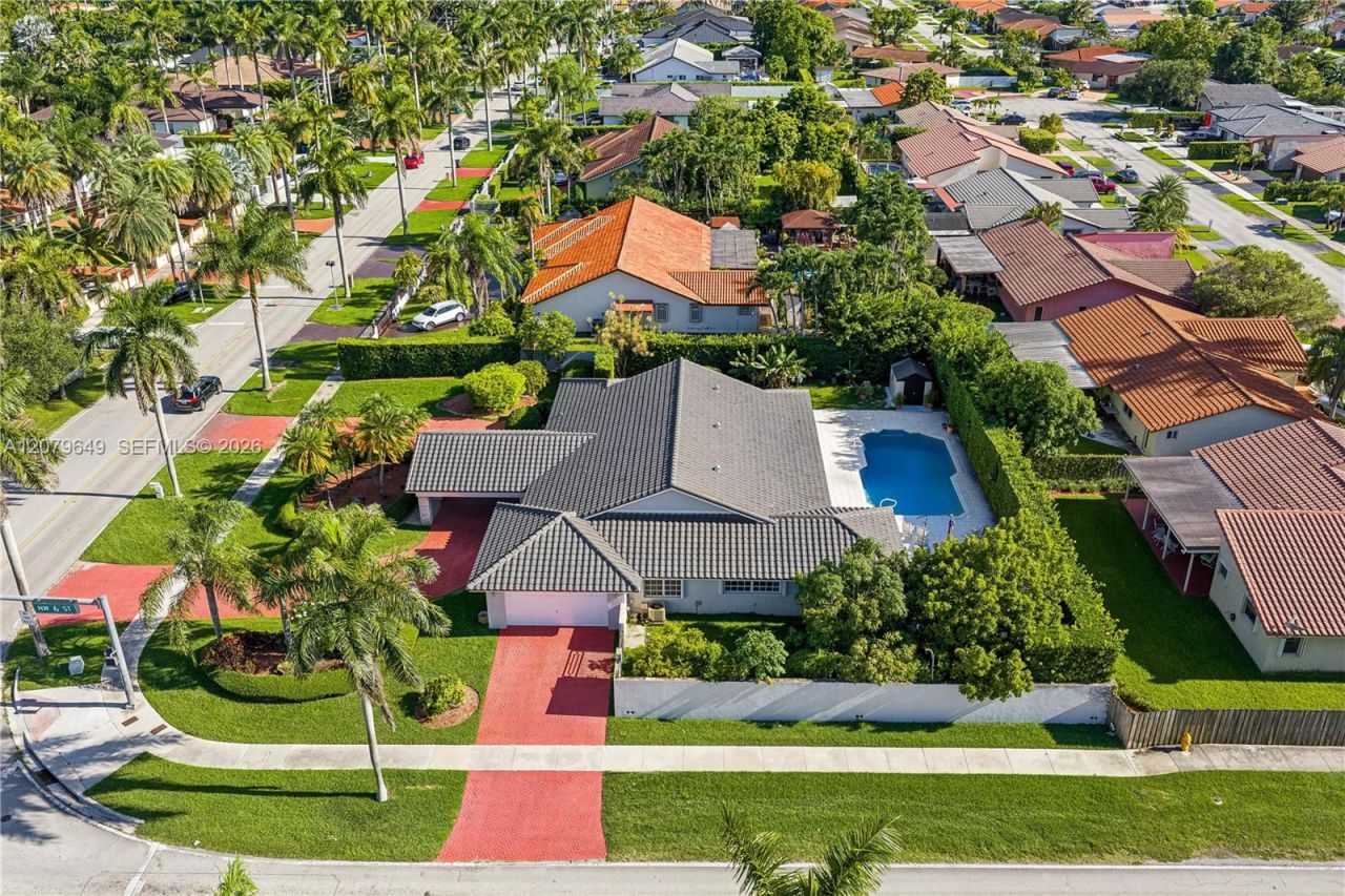 590 NW 132nd Ave , Miami, FL 33182 Photo