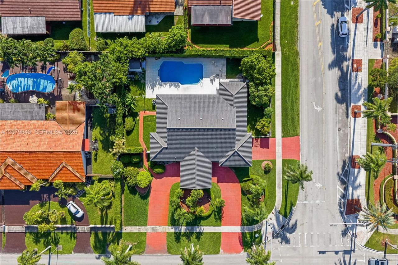 590 NW 132nd Ave , Miami, FL 33182 Photo