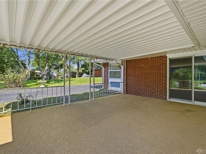 2798 Coldsprings Drive, Beavercreek, OH 45434 Photo 3